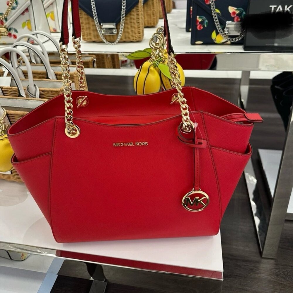Michael Kors Red Jet Set Saffino Leather Shoulder Purse with Gold Chain D